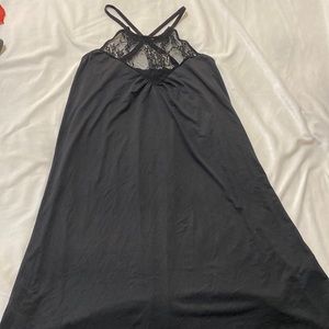 Black night gown